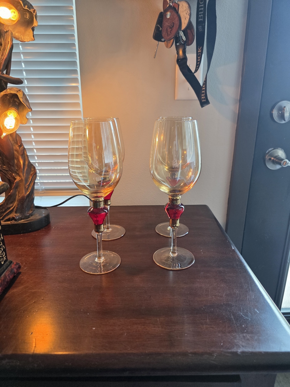 Set Of 4 Wine Glasses